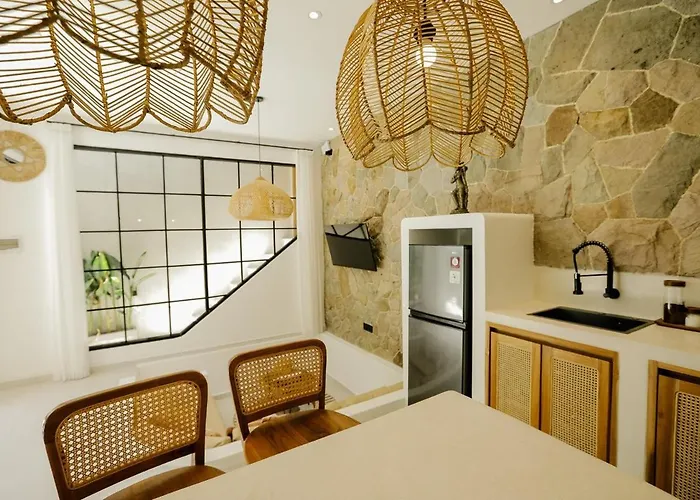 Tamu 4 * Uluwatu (Bali)