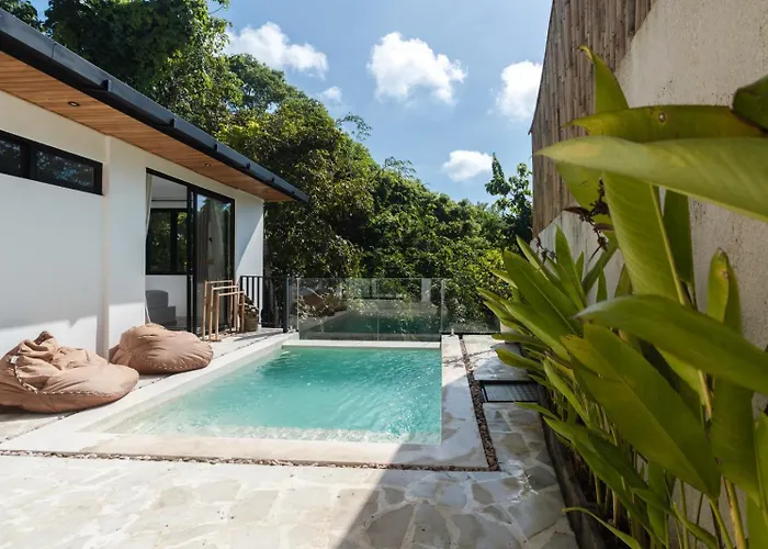 Villa Tamu 4 *