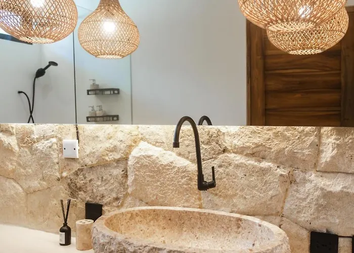 Villa Tamu 4 *